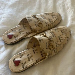 Women’s Gucci slides